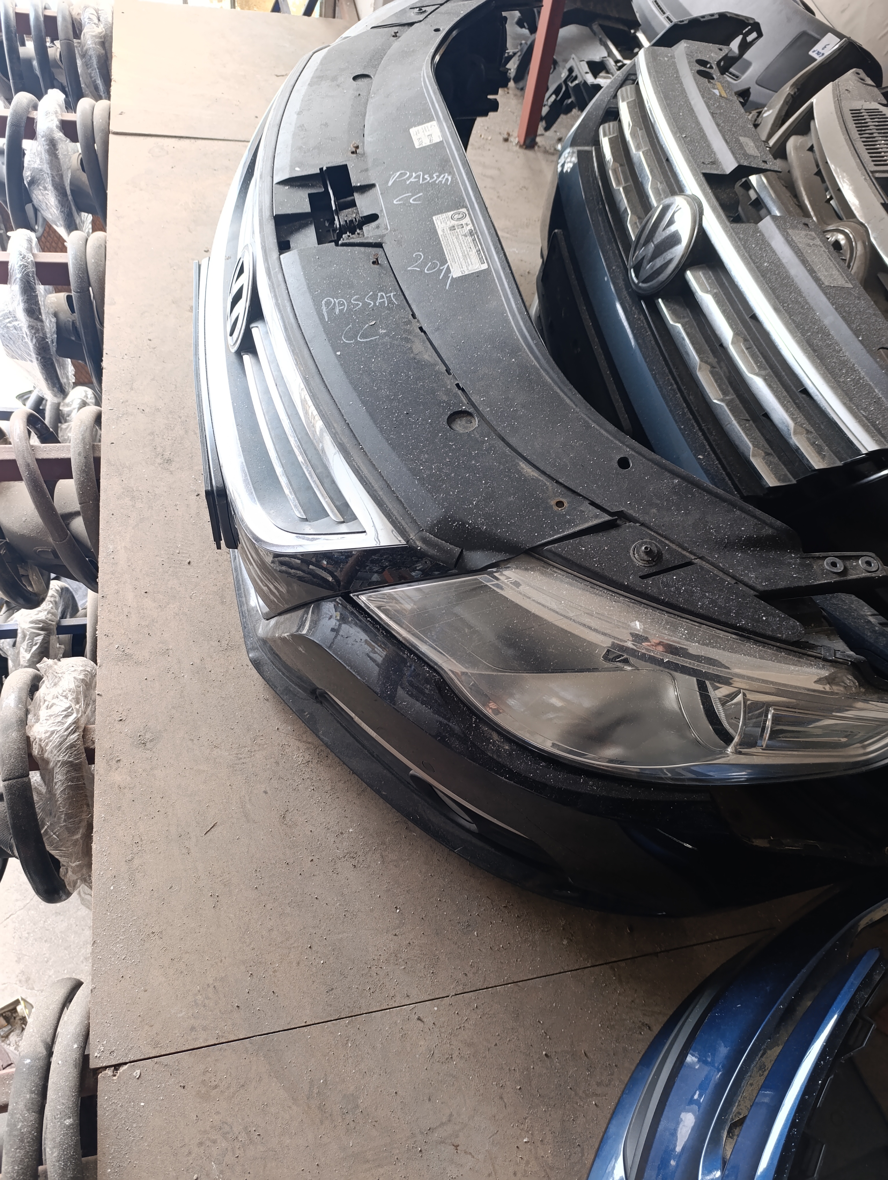 Volkswagen Passat CC ön tampon ve radyatör seti mevcut 
