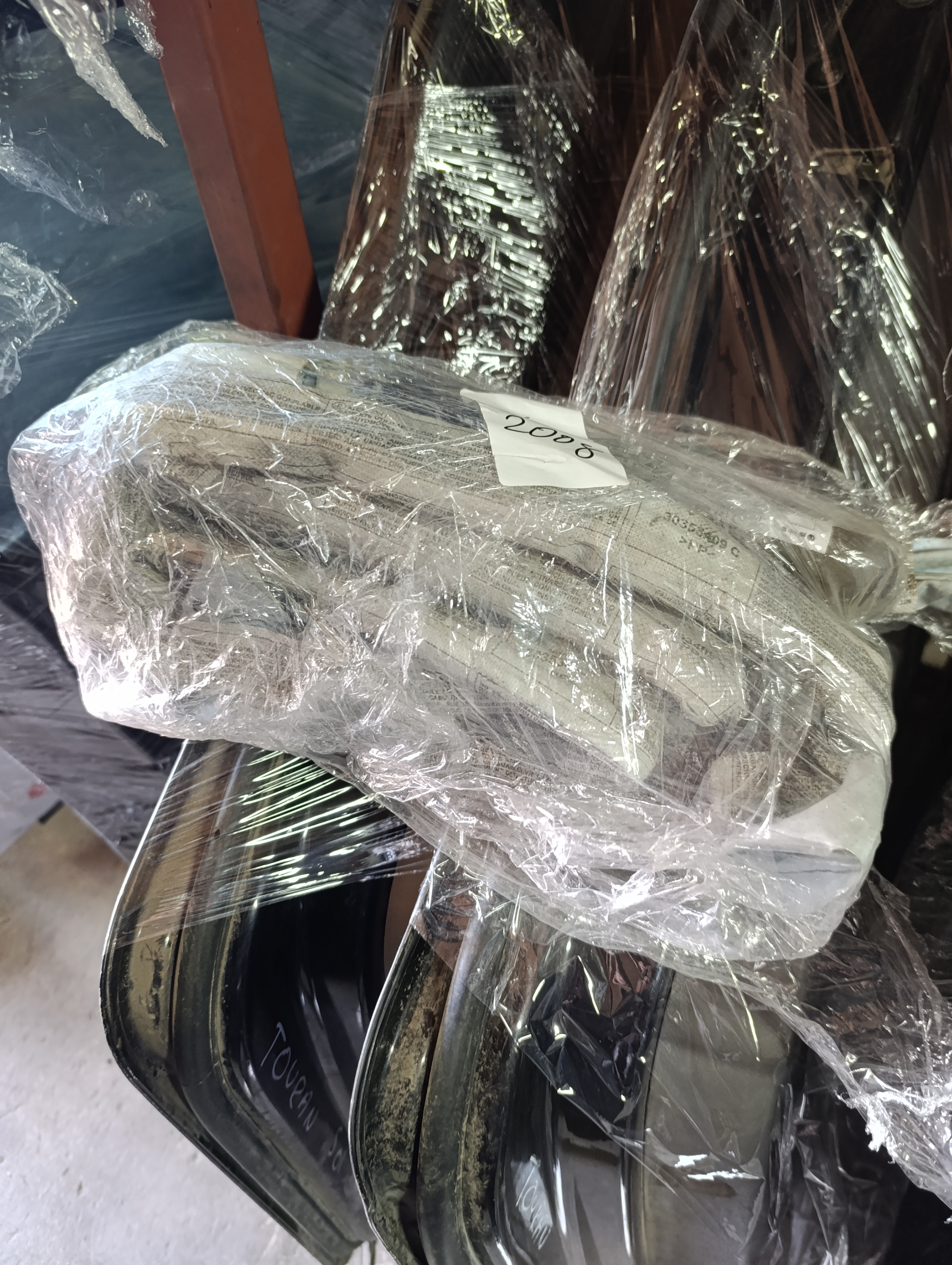 Audi A6 tavan airbag ve seti mevcut 
