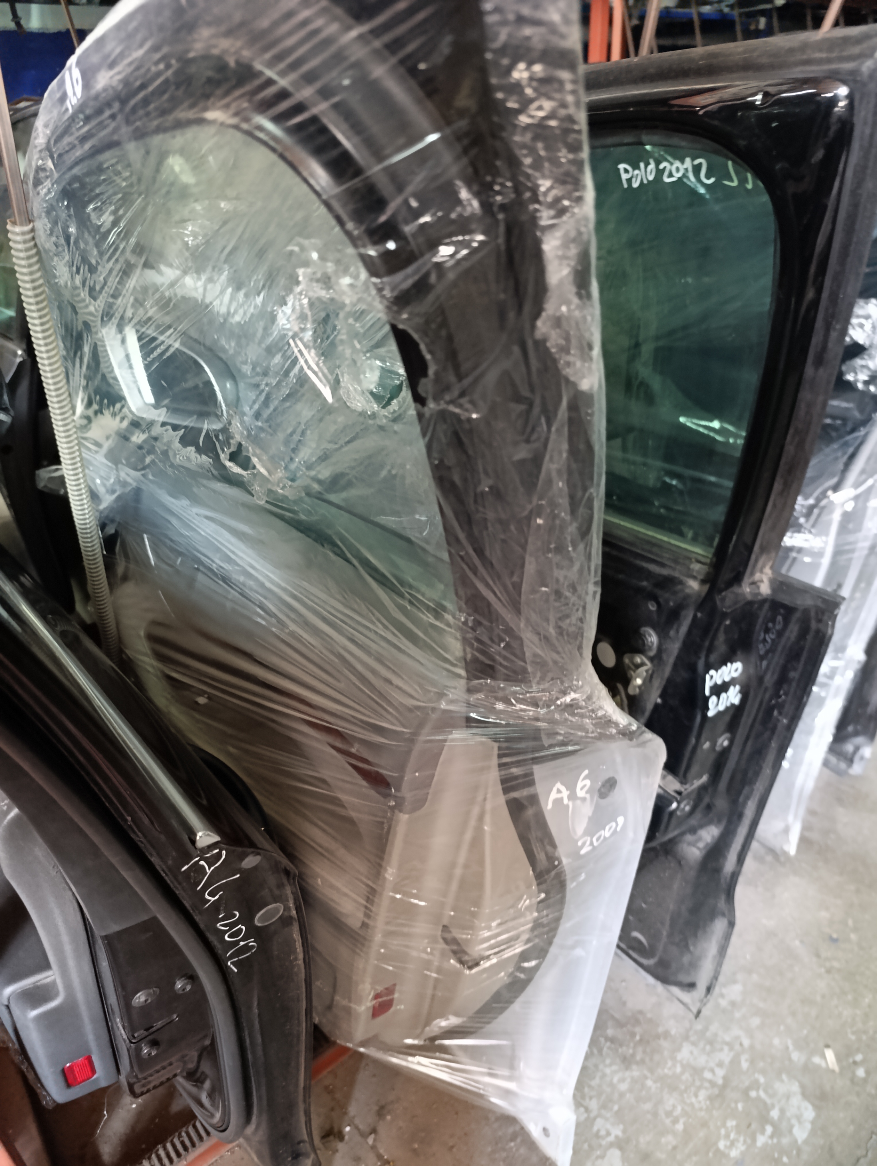 Audi A6 sağ ön kapı hatasız 